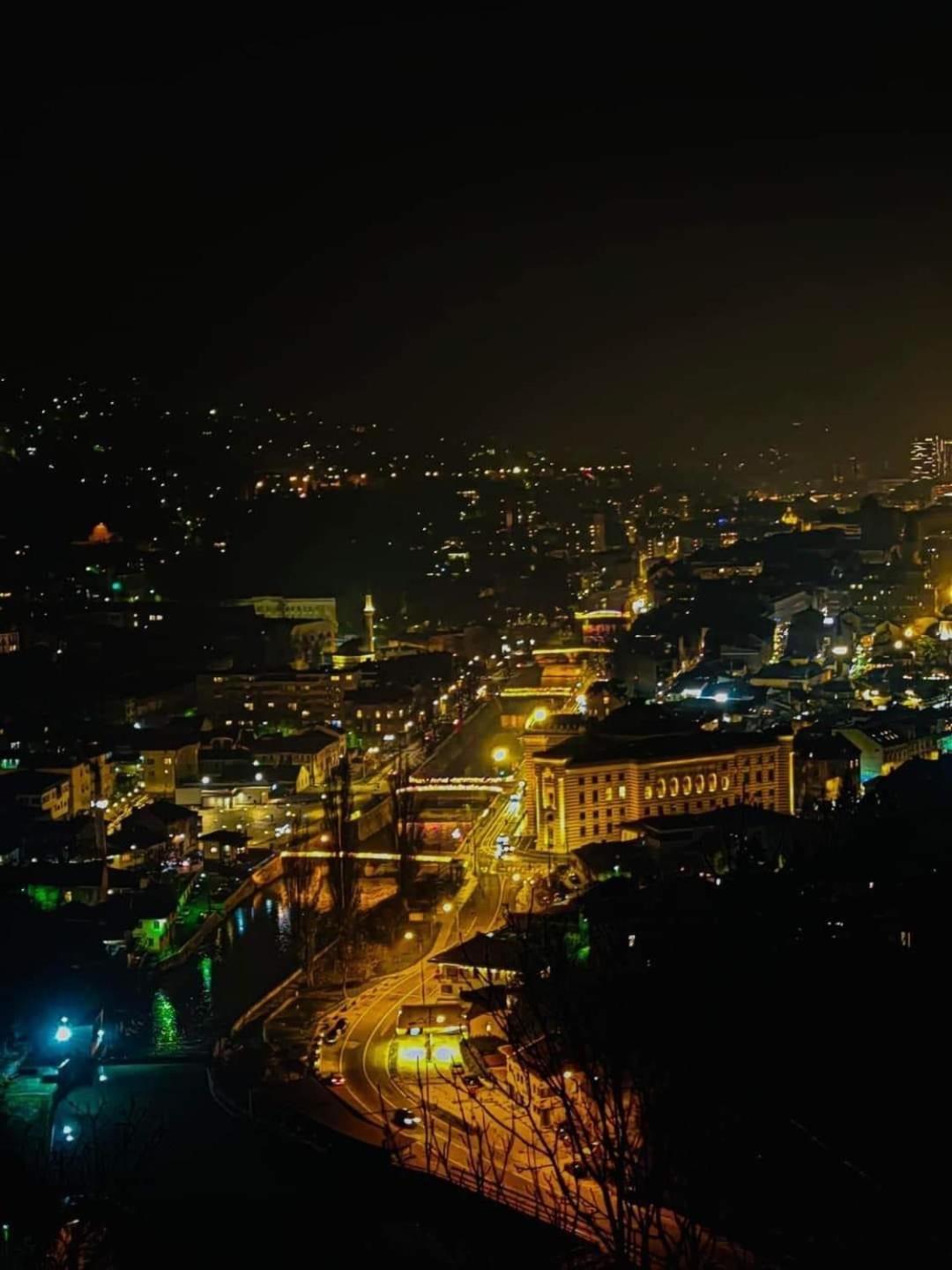 La Vita E Bella Sarajevo Exterior photo